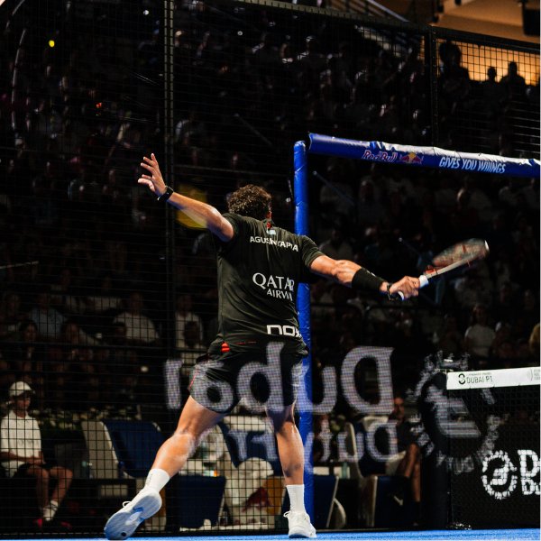Agustín Tapia suma seis títulos consecutivos con su triunfo en el Dubai Premier Padel P1 - NOX