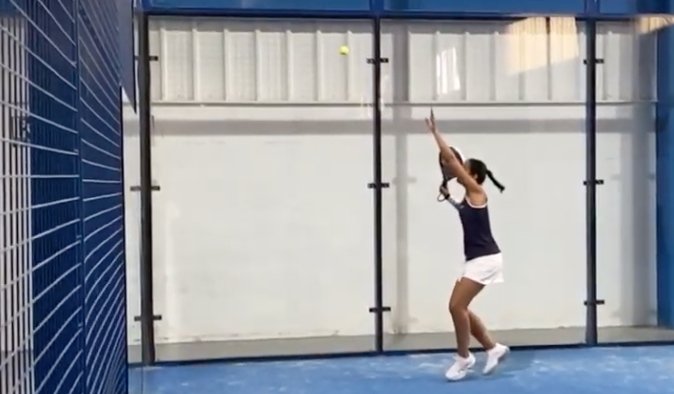 Cómo hacer la bajada de pared en pádel - NOX