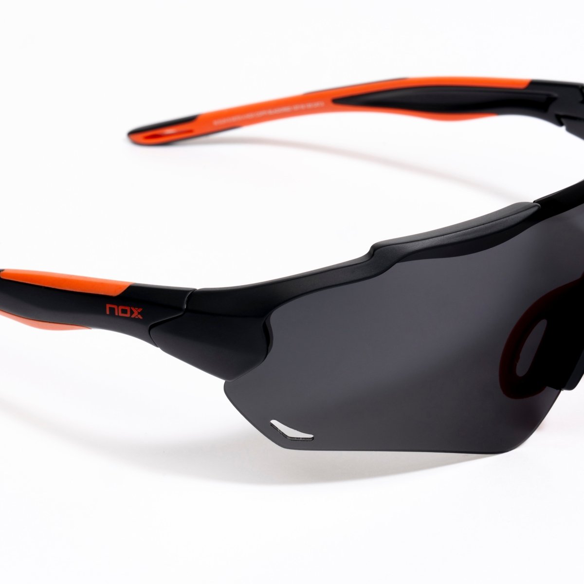 Gafas Deportivas NOX/MO COPPI Nerbo Negro/Rojo - NOXAccesorios NOX para pádel y tenisGafas Deportivas