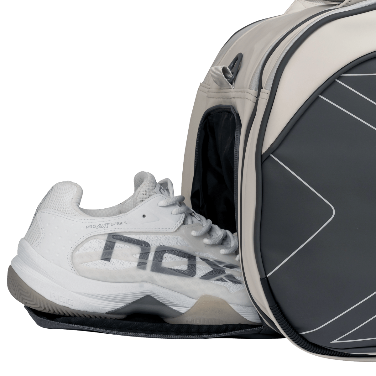 Paletero Beach LUXURY NG17 White/Black by Nico Gianotti - NOXPaleteros Beach Tennis