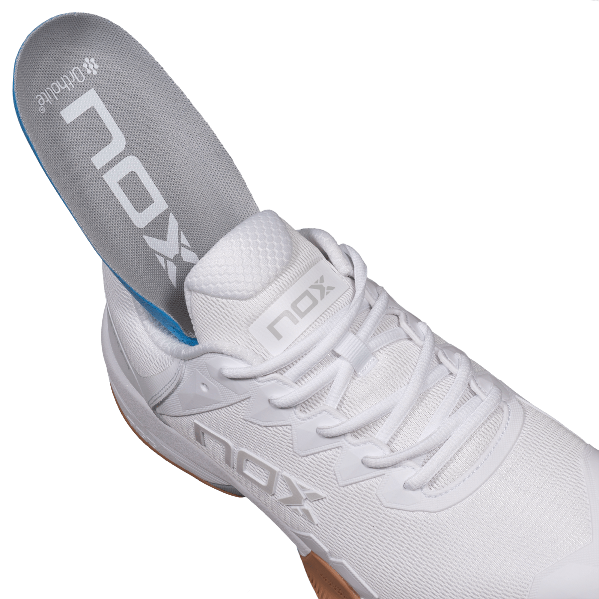 Zapatillas de Pádel ML10 HEXA Blanco/Suela Caramelo - NOX2026Zapatillas