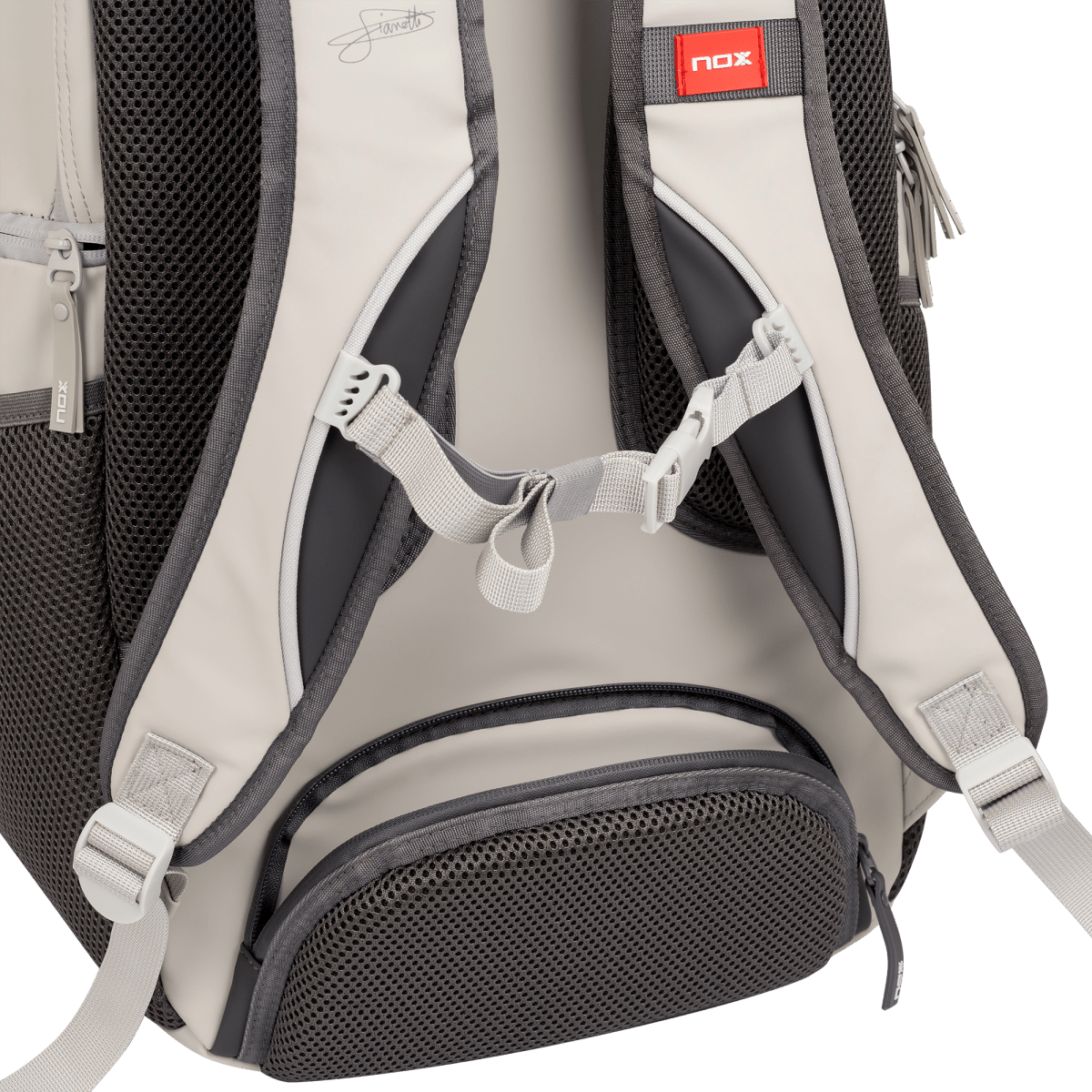 Mochila Beach LUXURY NG17 White/Black by Nico Gianotti - NOXMochilas Beach Tennis
